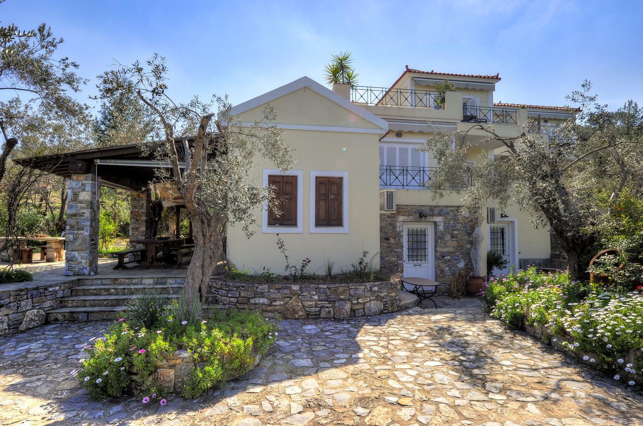 Hotel Gera'S Olive Grove - Elaionas Lesvou à Marmaro  Extérieur photo