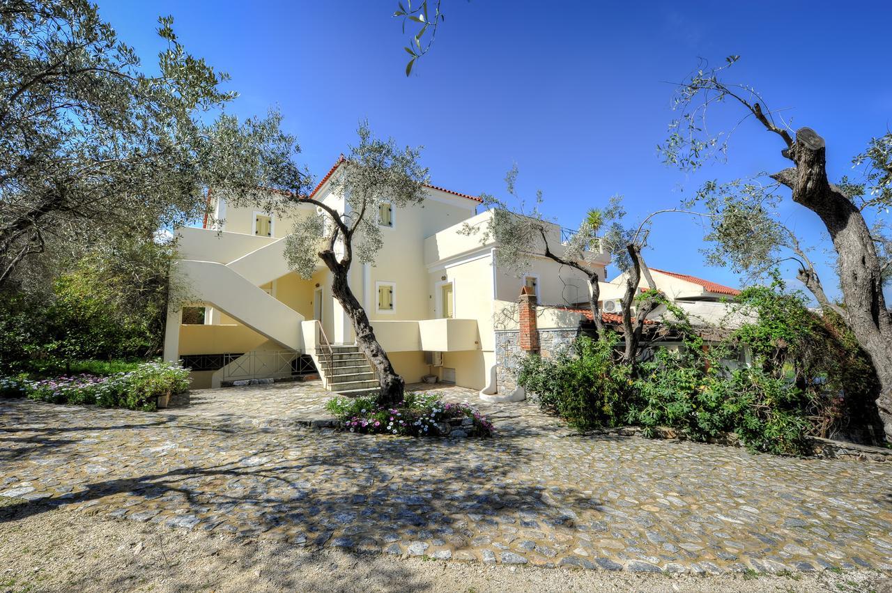 Hotel Gera'S Olive Grove - Elaionas Lesvou à Marmaro  Extérieur photo