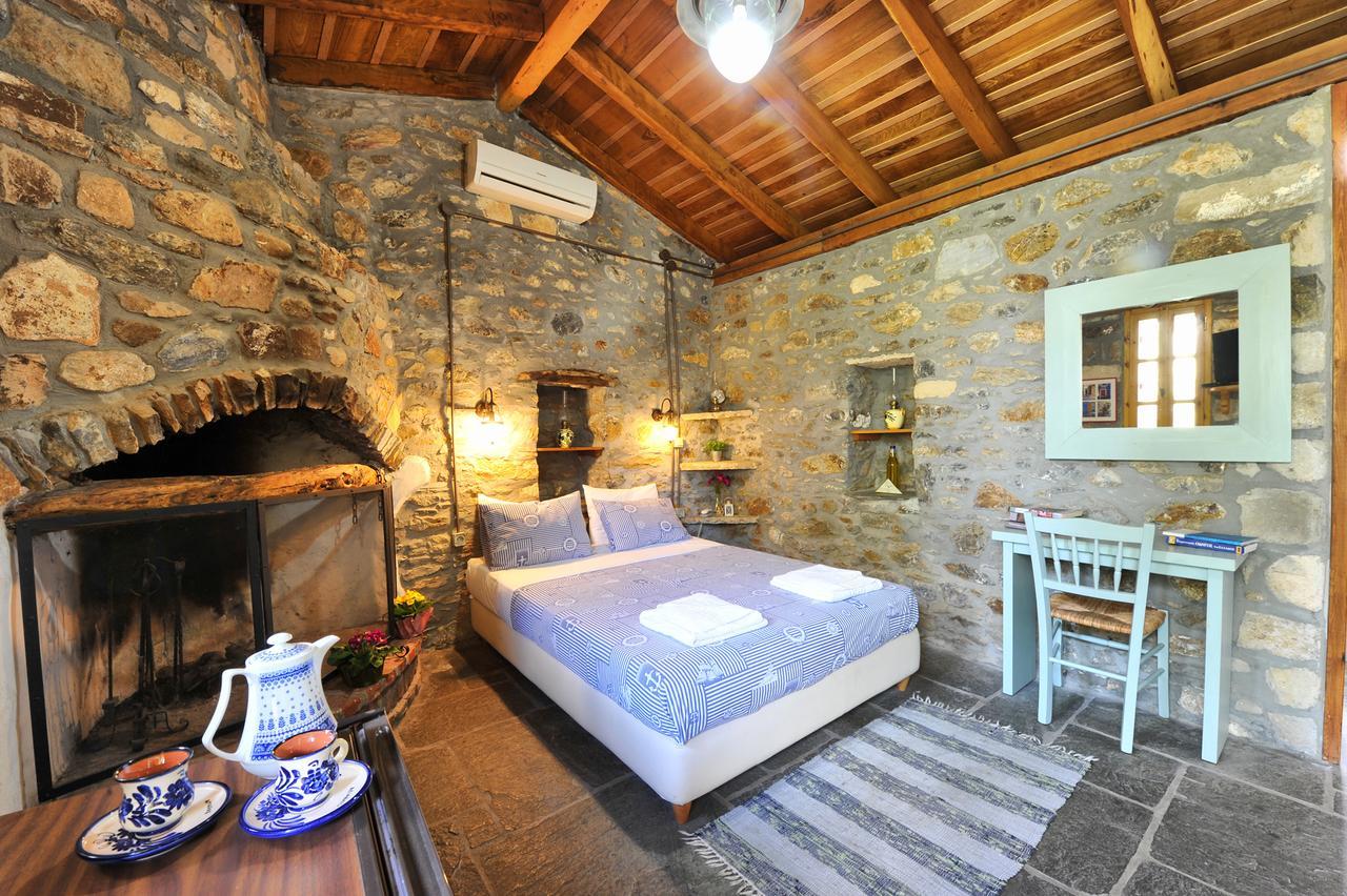 Hotel Gera'S Olive Grove - Elaionas Lesvou à Marmaro  Extérieur photo