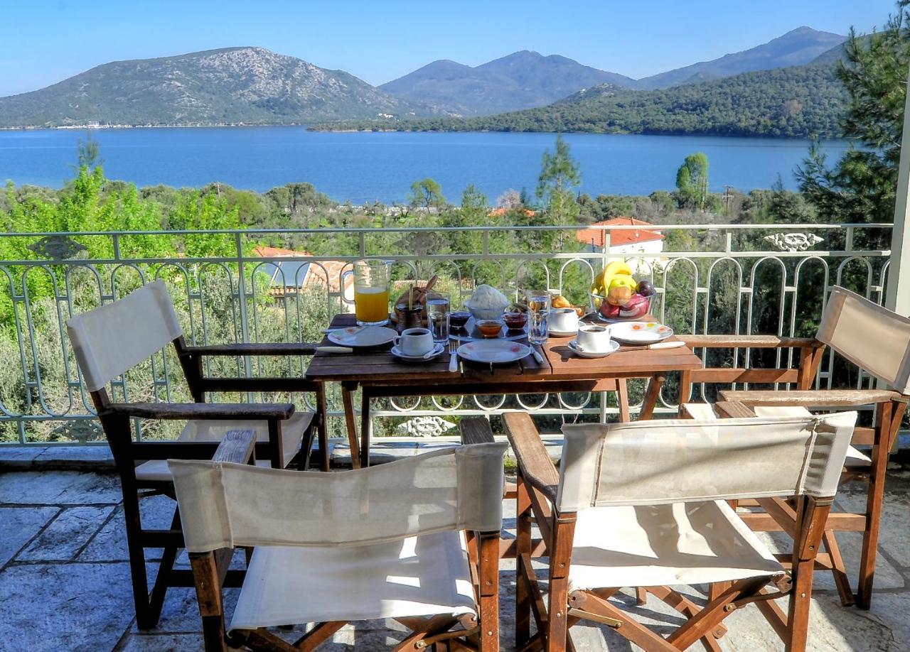 Hotel Gera'S Olive Grove - Elaionas Lesvou à Marmaro  Extérieur photo