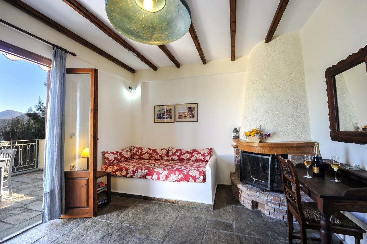 Hotel Gera'S Olive Grove - Elaionas Lesvou à Marmaro  Extérieur photo