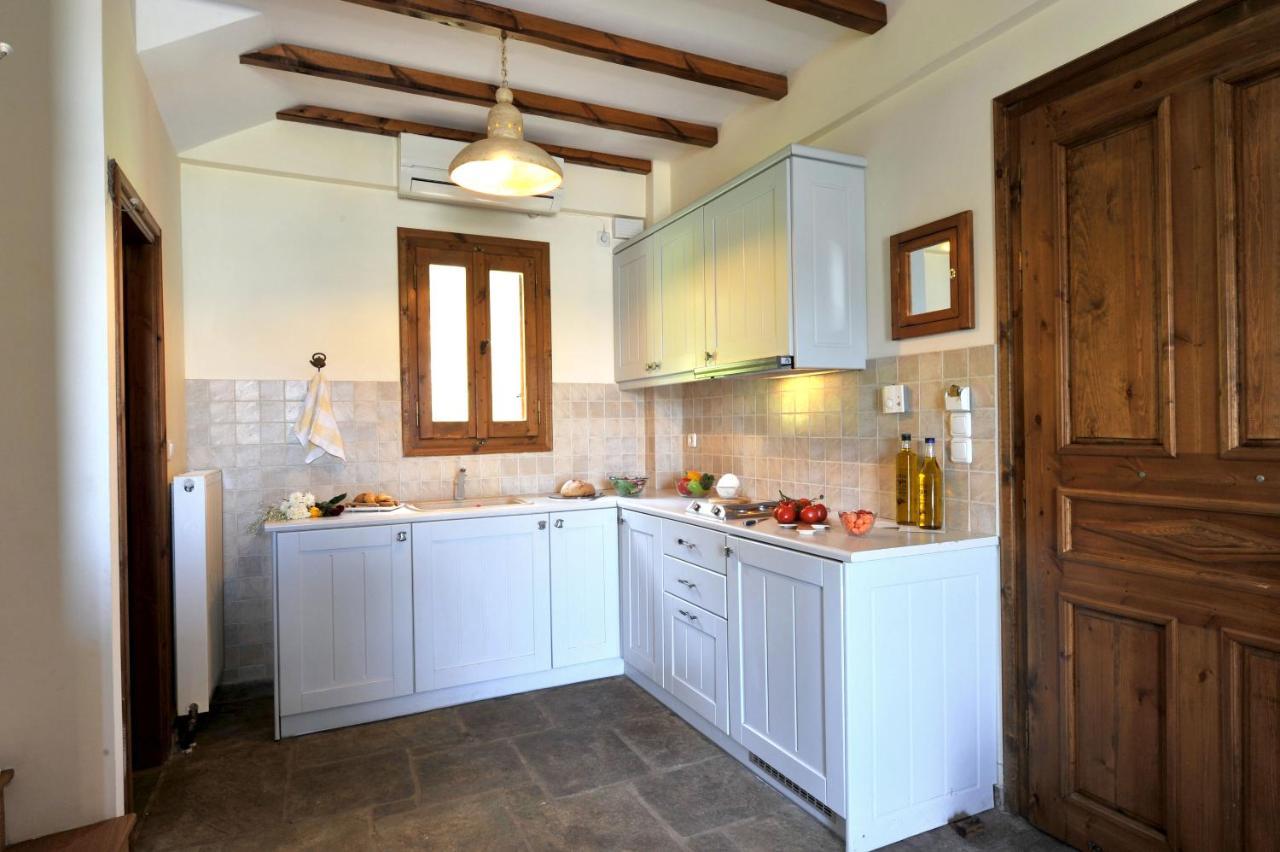 Hotel Gera'S Olive Grove - Elaionas Lesvou à Marmaro  Extérieur photo